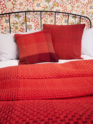 GRADIENT & SQUARES RED - CUSHION COVER-2